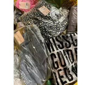 MISSGUIDED - Мікси жіночого одягу MISSGUIDED - Мікси жіночого одягу